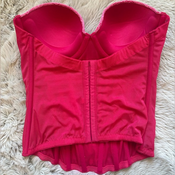 NWOT Cosmopolitan Pink Bustier - Picture 2 of 5